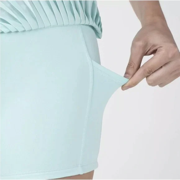 Lululemon Pleat to Street Skort Seafoam Green sz.4, 6 and sz.8